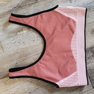 Fabletics sports bra Size Large